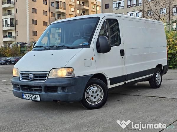 Alb Utilizat 2004 Fiat Ducato Van | 3.990 EUR (Preț OK) - Imagine 1/4