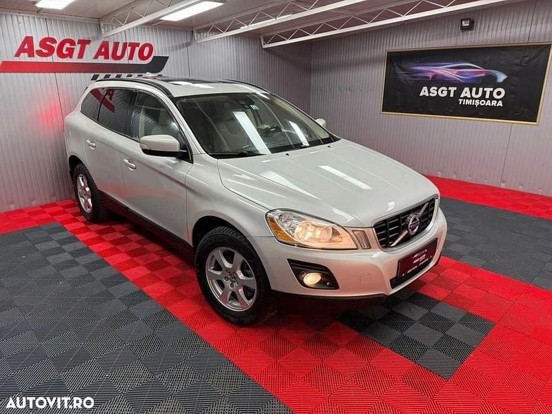 Second-hand Volvo XC60 163 CP (119 kW) 2009 Culoarealb SUV