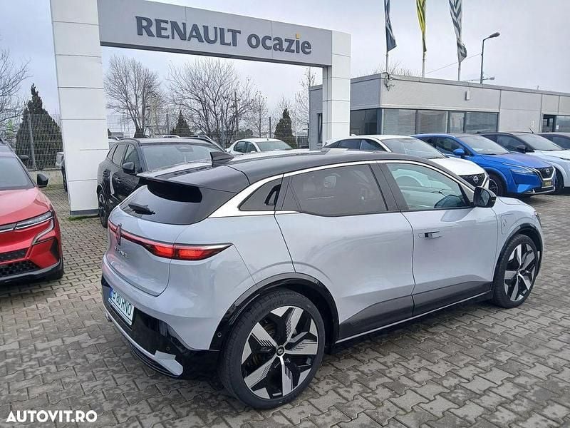 Second-hand Renault Megane E-Tech Techno 161 kW (220 CP) 2022 Culoaregri Hatchback