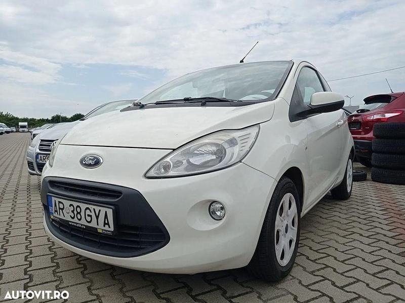 Alb Utilizat 2012 Ford Ka Titanium Hatchback | 2.700 EUR (Preț OK) - Imagine 1/4