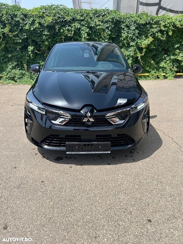 Second-hand Mitsubishi L Intense 94 CP (69 kW) 2024 Culoarenegru
