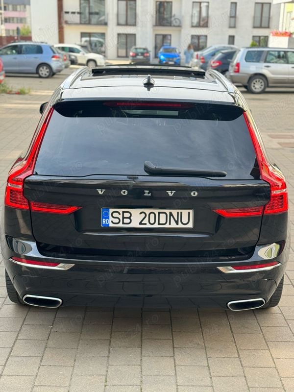 Second-hand Volvo XC60 197 CP (144 kW) 2021 Negru SUV