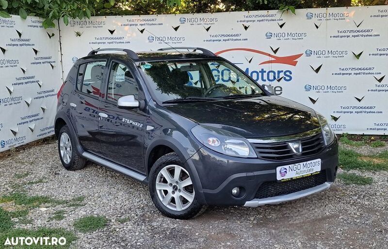 Negru Utilizat 2012 Dacia Sandero Stepway Hatchback | 4.150 EUR (Preț OK) - Imagine 1/4