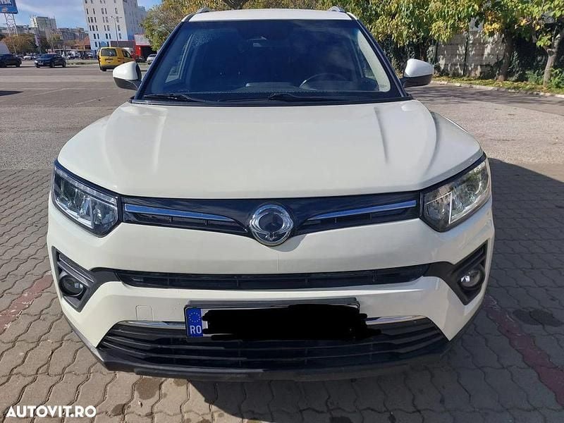 Culoarealb Utilizat 2023 Ssangyong (KGM) Tivoli SUV | 11.500 EUR (Preț bun) - Imagine 1/4