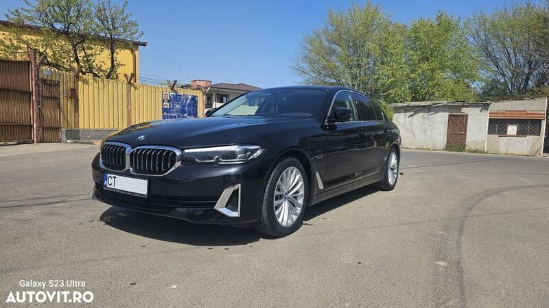 Negru Utilizat 2022 BMW 530e Berlinǎ | 33.800 EUR (Super Preț) - Imagine 1/4