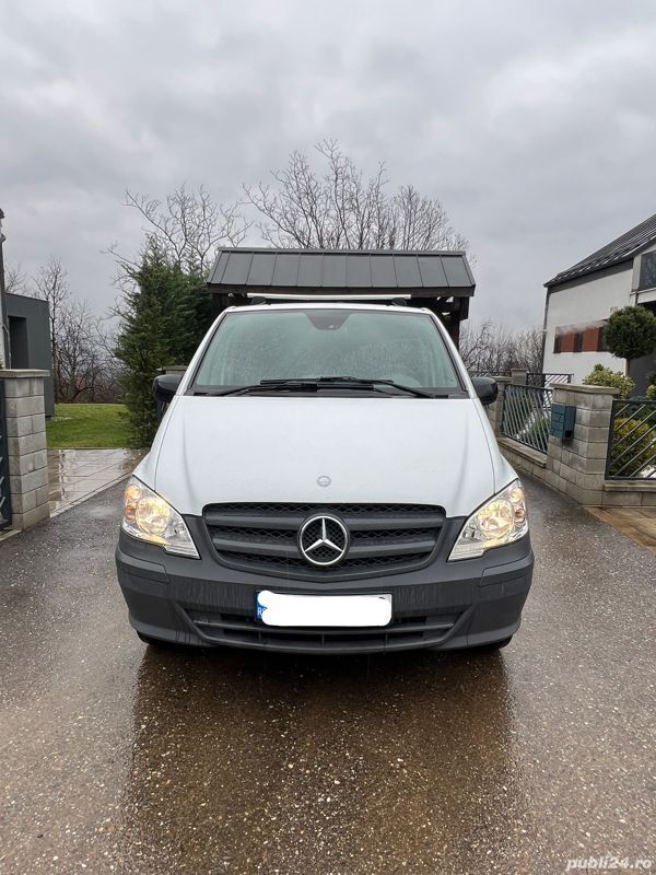 Alb Utilizat 2011 Mercedes Vito Monovolum | 13.680 EUR (Scump) - Imagine 1/4