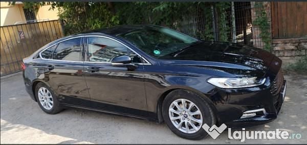 Negru Utilizat 2018 Ford Mondeo Titanium Berlinǎ | 10.500 EUR (Preț bun) - Imagine 1/4