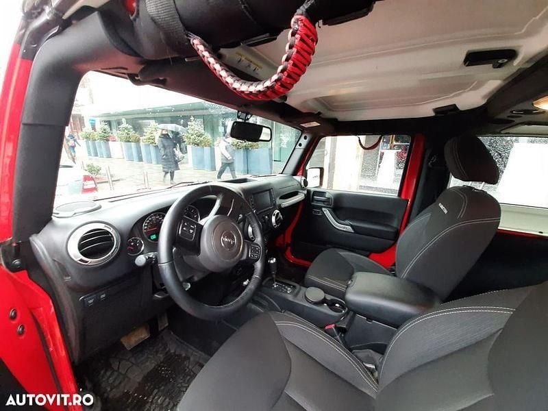 Second-hand Jeep Wrangler Rubicon 200 CP (147 kW) 2016 Rosu SUV
