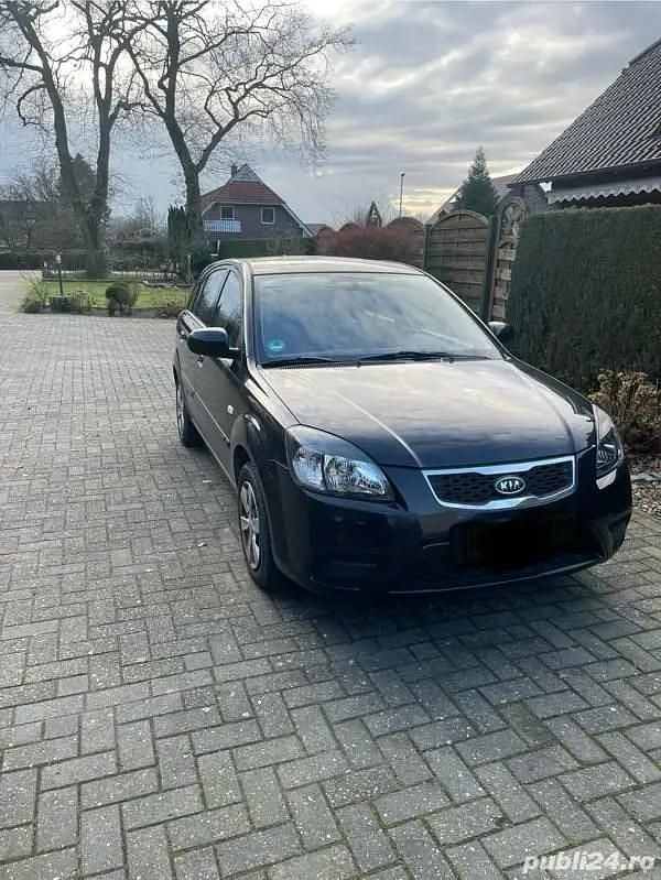Second-hand Kia Rio 100 CP (73 kW) 2010 Hatchback