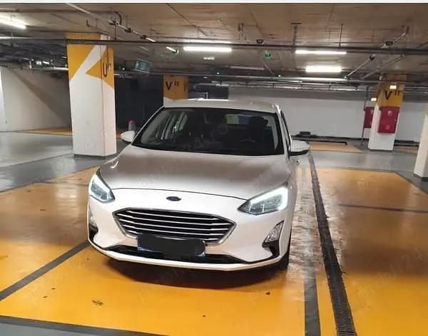 Second-hand Ford Focus 120 CP (88 kW) 2020 Alb Berlinǎ