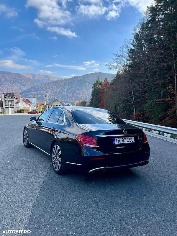 Second-hand Mercedes E220 Avantgarde 194 CP (142 kW) 2016 Culoarenegru Berlinǎ