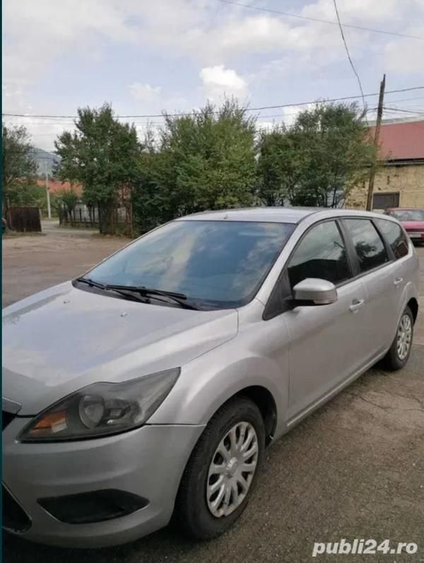 Utilizat 2008 Ford Focus Hatchback | 1.700 EUR (Preț OK) - Imagine 1/4