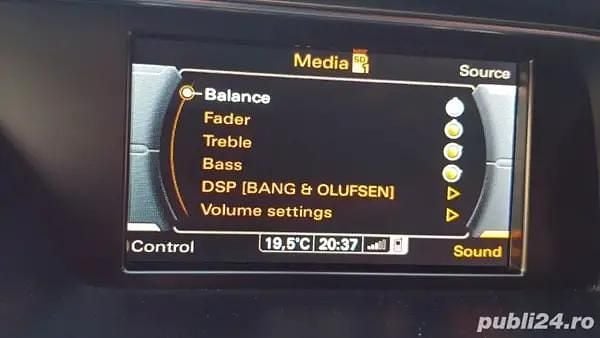 Culoarealbastru Utilizat 2015 Audi A4 Allroad Premium Break | 14.800 EUR (Super Preț) - Imagine 1/4