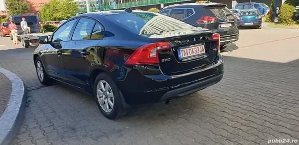 Second-hand Volvo S60 116 CP (85 kW) 2011 Negru Berlinǎ