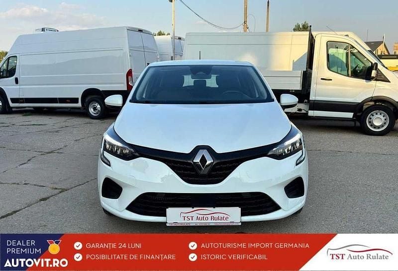 Culoarealb Utilizat 2021 Renault Clio V Evolution | 9.438 EUR (Preț bun) - Imagine 1/4