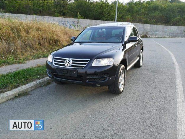 Negru Utilizat 2005 VW Touareg SUV | 6.000 EUR (Scump) - Imagine 1/4