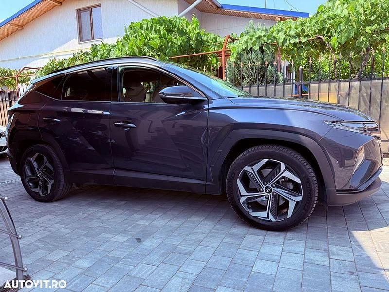 Gri Utilizat 2022 Hyundai Tucson SUV | 25.900 EUR (Preț bun) - Imagine 1/4