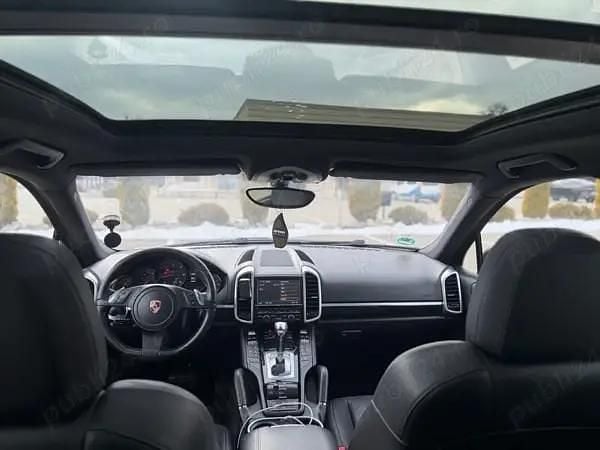 Second-hand Porsche Cayenne 245 CP (180 kW) 2012 SUV