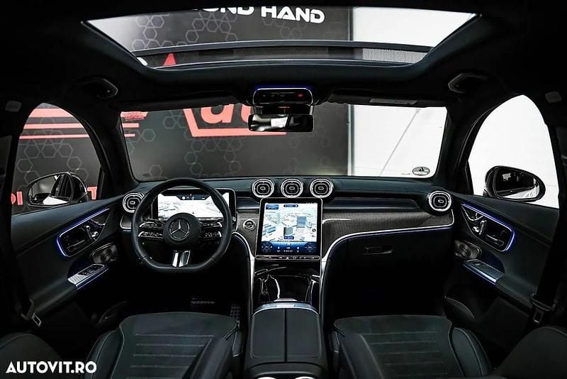 Second-hand Mercedes GLC220 AMG line 197 CP (144 kW) 2024 Culoarealb Coupe