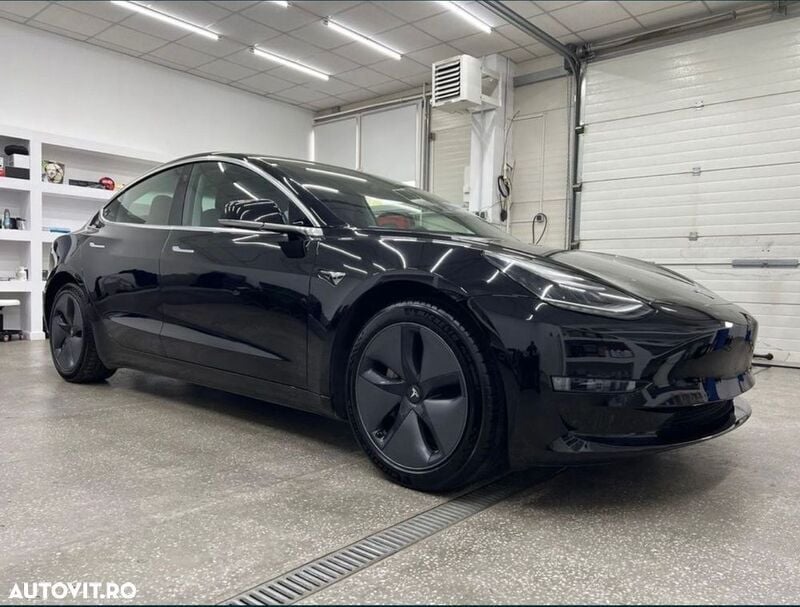 Negru Utilizat 2019 Tesla Model 3 Berlinǎ | 26.500 EUR (Puțin scump) - Imagine 1/4