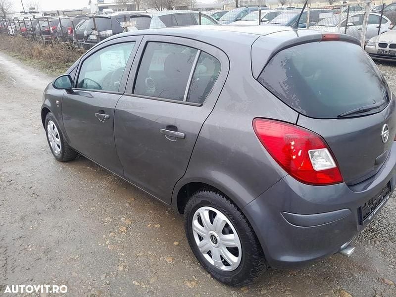 Second-hand Opel Corsa 85 CP (62 kW) 2012 Culoaregri Hatchback
