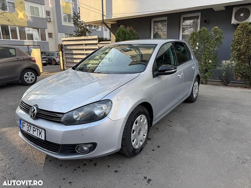 Culoareargint Utilizat 2011 VW Golf VI Style Hatchback | 4.900 EUR (Preț OK) - Imagine 1/4