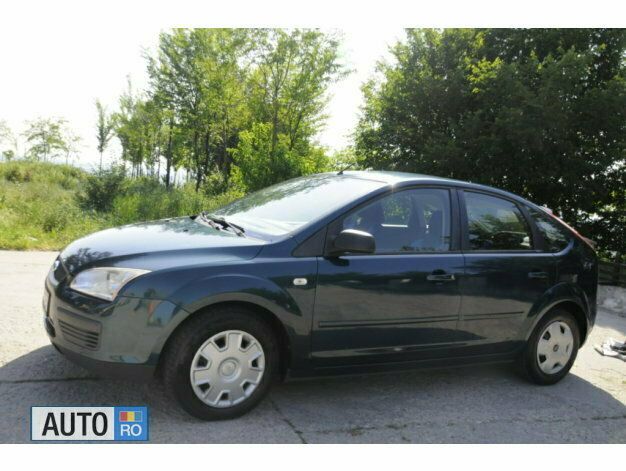 Second-hand Ford Focus 80 CP (58 kW) 2007 Verde Hatchback
