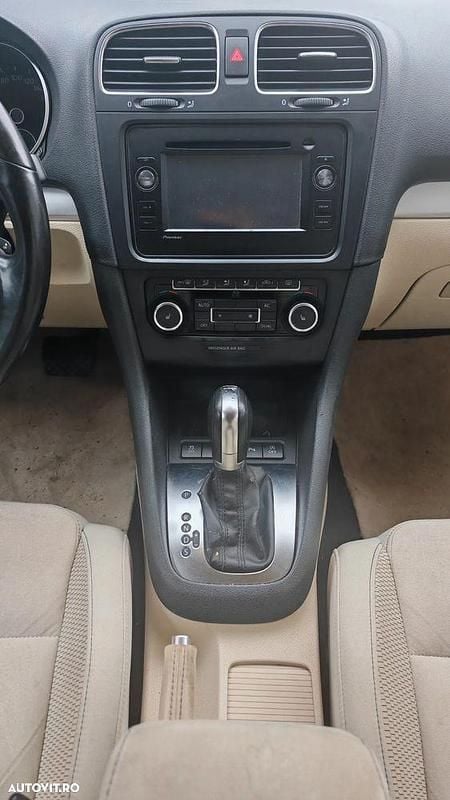 Second-hand VW Golf VI Trendline 105 CP (77 kW) 2011 Culoarealbastru Hatchback