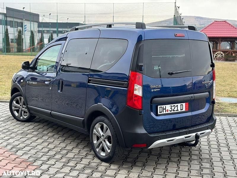 Second-hand Dacia Dokker Celebration 90 CP (66 kW) 2017 Culoarealte culori Monovolum