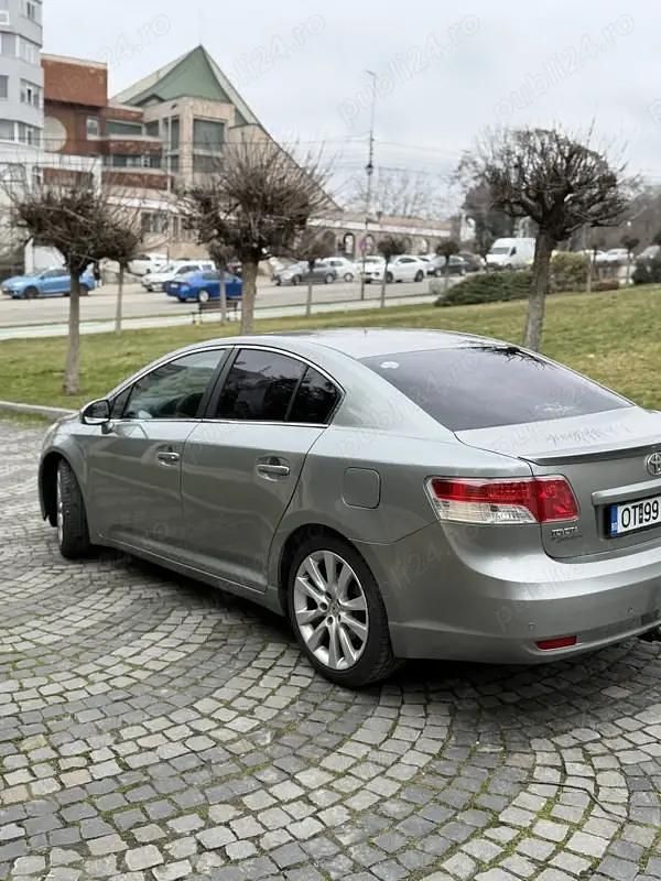 Second-hand Toyota Avensis 126 CP (92 kW) 2009 Berlinǎ