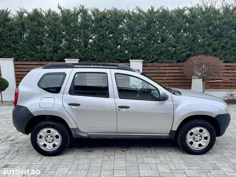 Second-hand Dacia Duster Prestige 105 CP (77 kW) 2013 Culoareargint SUV