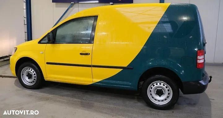 Galbeuriu Utilizat 2012 VW Caddy Trendline Monovolum | 4.640 EUR (Preț bun) - Imagine 1/4