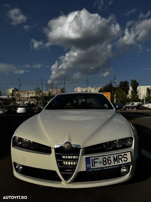 Culoarealb Second-hand 2011 Alfa Romeo 159 Break | 4.500 EUR (Puțin scump) - Imagine 1/4