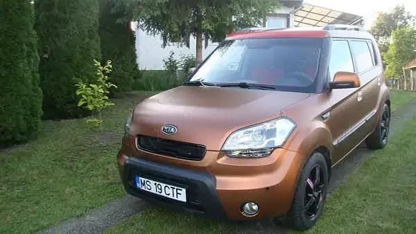 Utilizat 2009 Kia Soul SUV | 5.000 EUR - Imagine 1/4