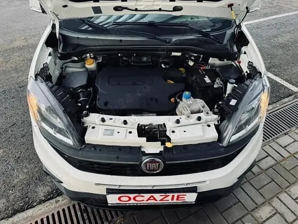 Second-hand Fiat Doblò 120 CP (88 kW) 2018 Alb Monovolum