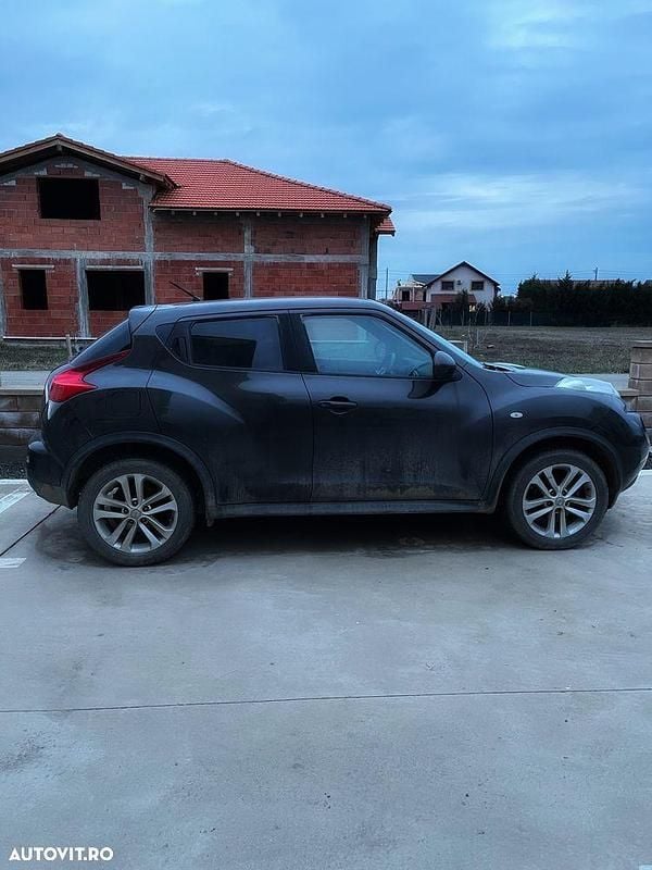 Second-hand Nissan Juke 117 CP (86 kW) 2011 Culoaremaro SUV