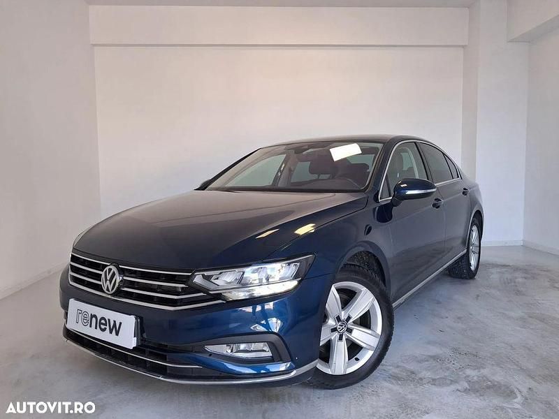 Culoarealbastru Utilizat 2019 VW Passat Highline Berlinǎ | 18.990 EUR (Preț OK) - Imagine 1/4
