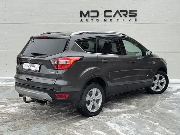 Second-hand Ford Kuga Titanium 182 CP (133 kW) 2018 Gri SUV