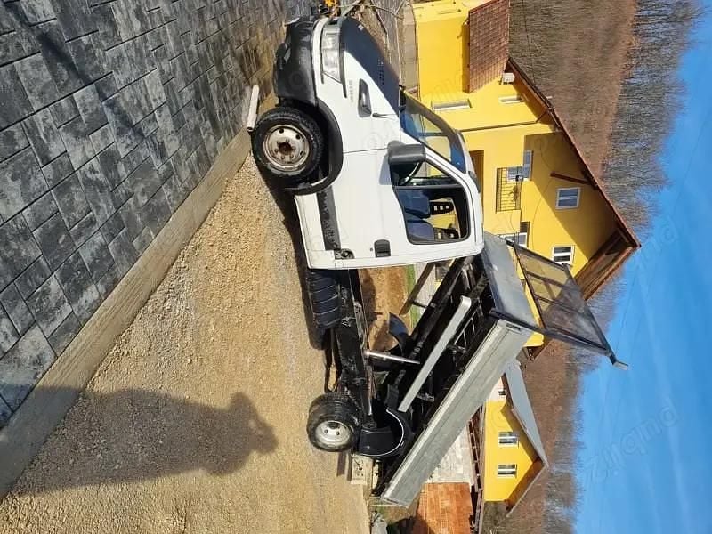 Utilizat 2007 Iveco Daily | 10.500 EUR (Scump) - Imagine 1/4