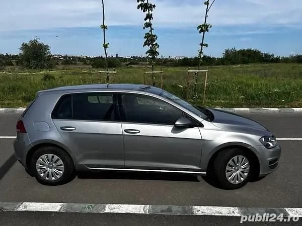 Second-hand VW Golf VII 110 CP (80 kW) 2016 Gri Hatchback