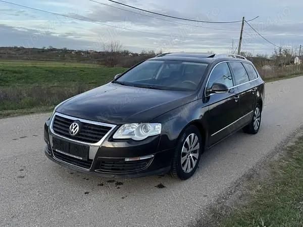 Utilizat 2010 VW Passat Berlinǎ | 3.490 EUR (Preț bun) - Imagine 1/4