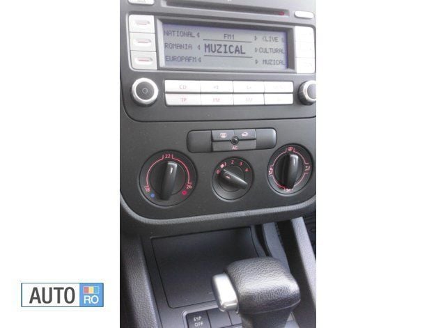 Second-hand VW Golf V Trendline 115 CP (84 kW) 2007 Argintiu Hatchback