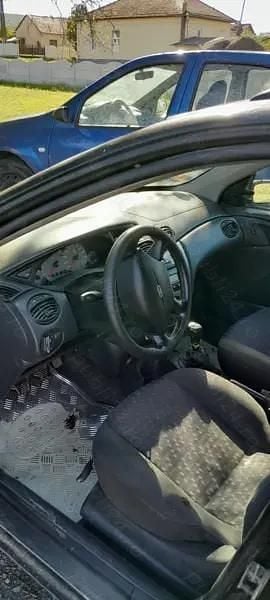 Utilizat 1999 Ford Focus Break | 250 EUR (Super Preț) - Imagine 1/4