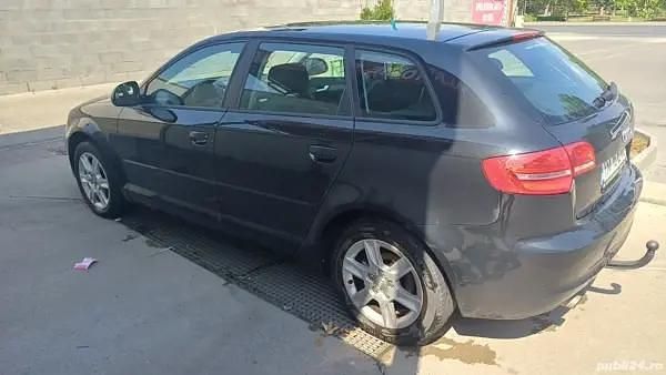 Second-hand Audi A3 102 CP (75 kW) 2010 Negru Hatchback