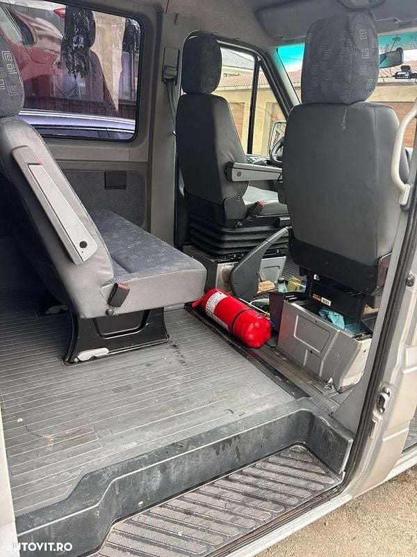 Culoaregri Utilizat 2004 Mercedes Sprinter Van | 6.000 EUR - Imagine 1/4