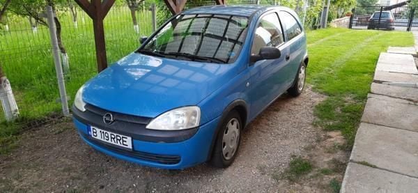 Albastru Utilizat 2003 Opel Corsa Hatchback | 950 EUR (Preț bun) - Imagine 1/4