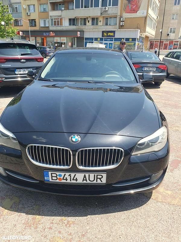 Culoarenegru Utilizat 2013 BMW 520 Hatchback | 7.000 EUR (Preț bun) - Imagine 1/4