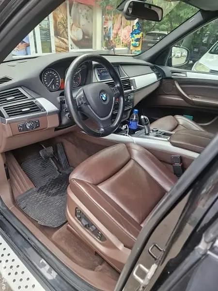 Second-hand BMW X5 245 CP (180 kW) 2011 SUV