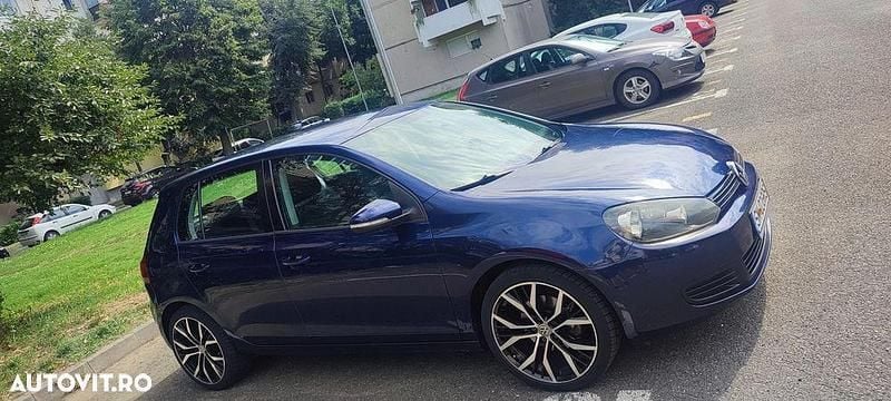 Culoarealbastru Utilizat 2010 VW Golf VI Team Hatchback | 4.200 EUR (Preț bun) - Imagine 1/4