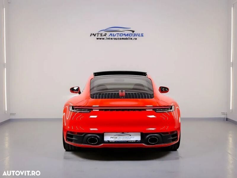 Second-hand Porsche 911 450 CP (330 kW) 2020 Rosu Coupe